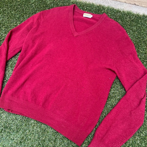 VTG 80’s Moores Burgundy Cashmere V Neck Sweater - Picture 3 of 4